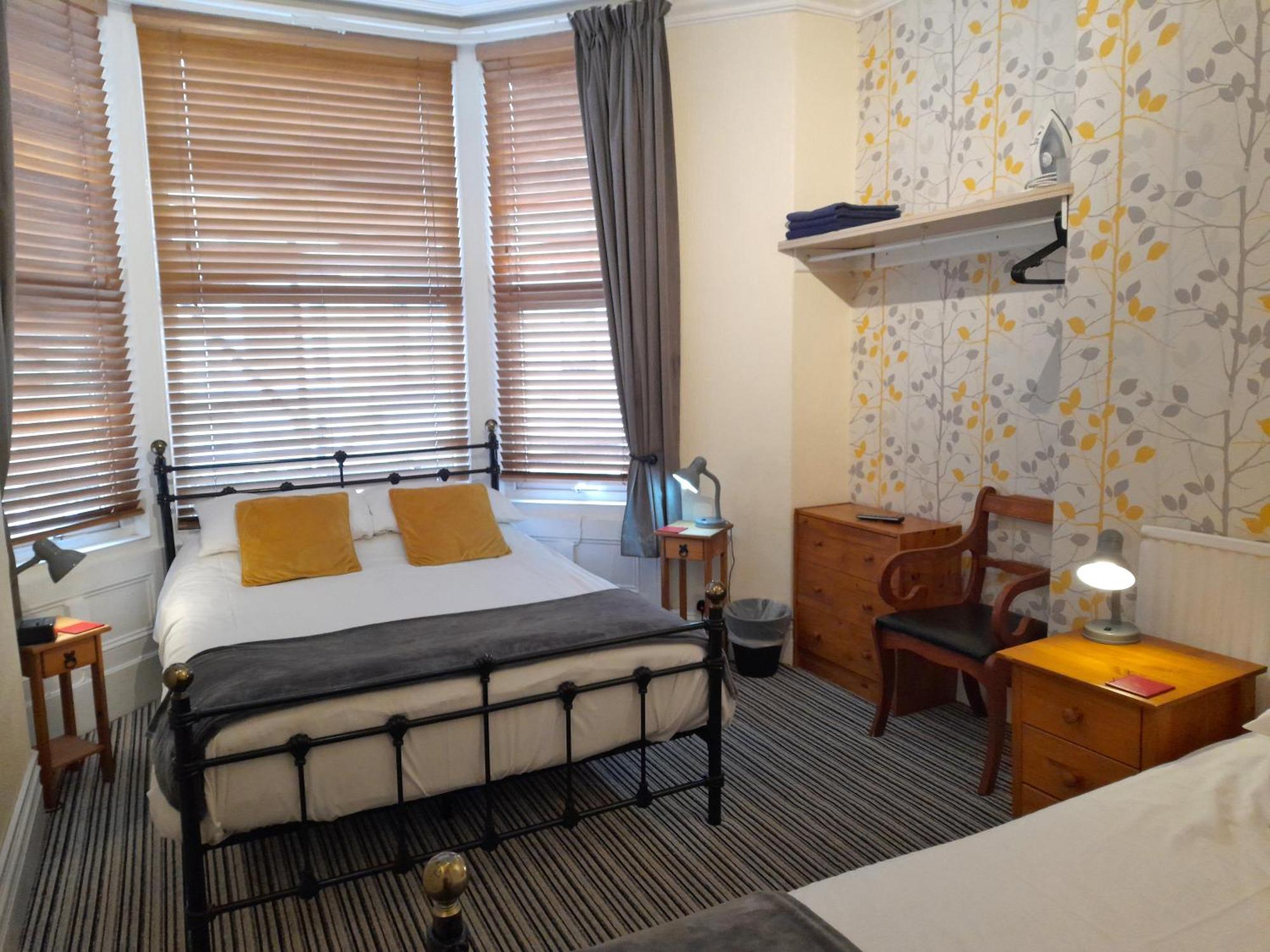 Phoenix Guest house