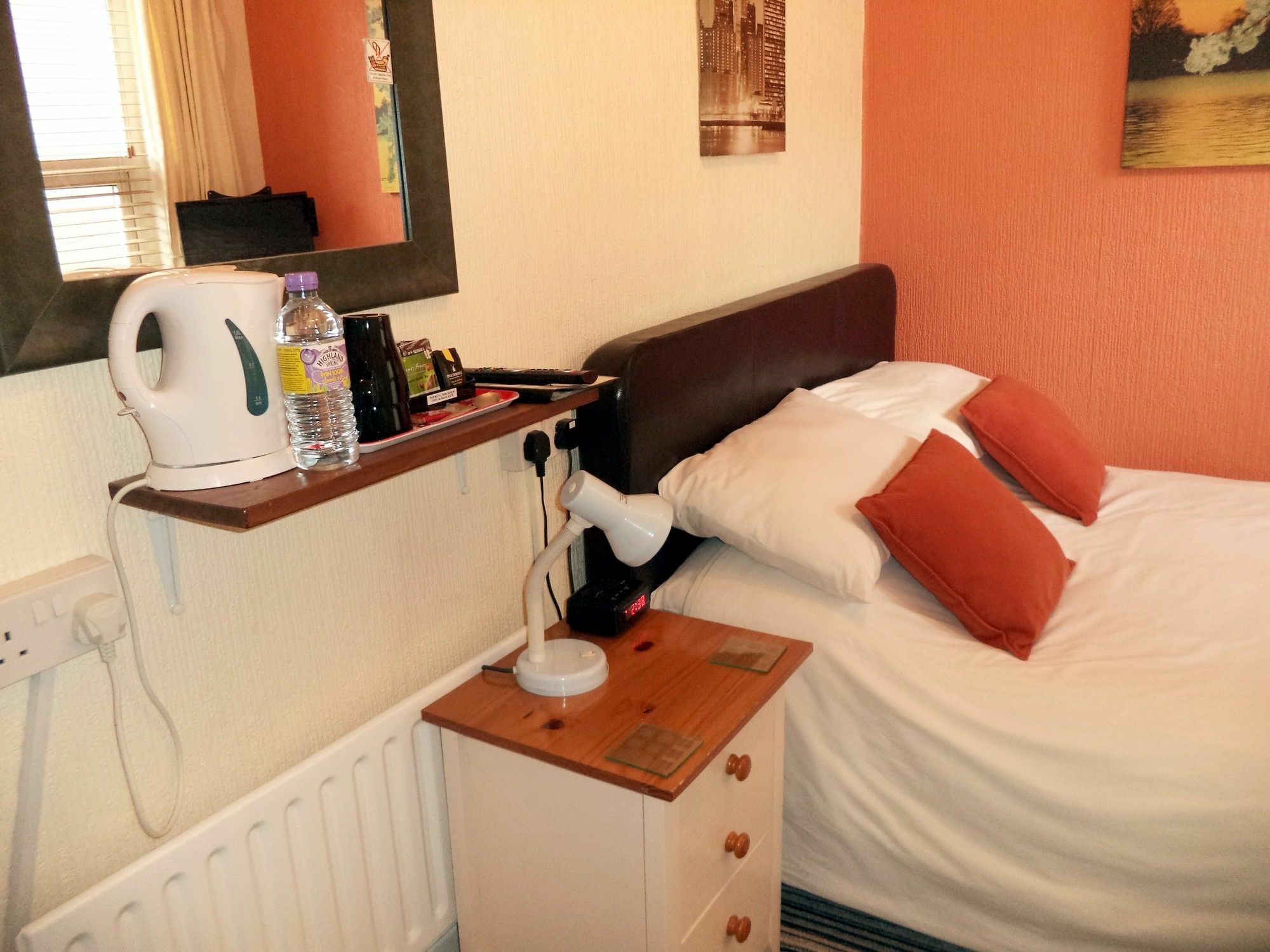 Phoenix Guest house